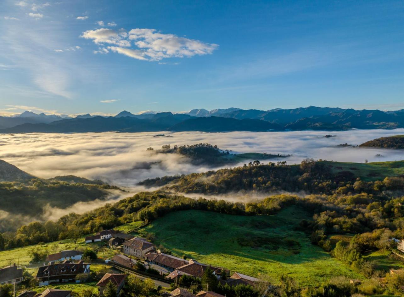 Puebloastur Eco Resort Hotel & Spa Cofiño Buitenkant foto